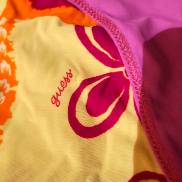 WORN 1X girls rashguard - Picture 2 of 7